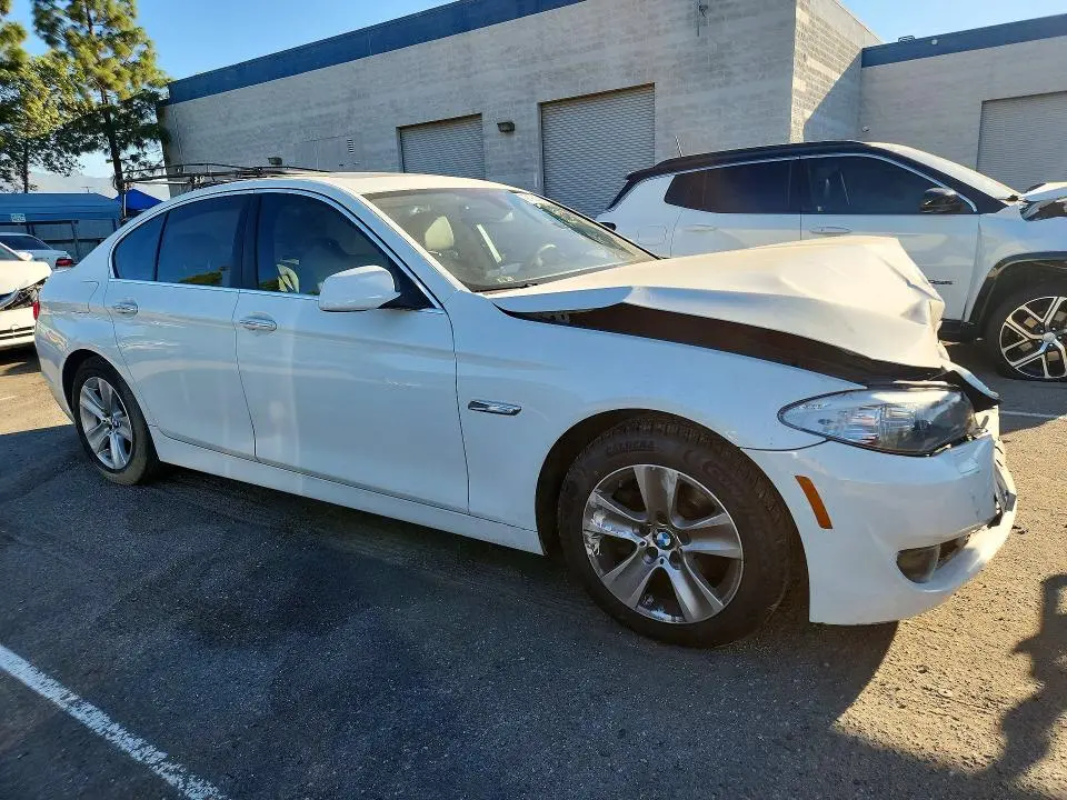 2013 BMW 528 I  