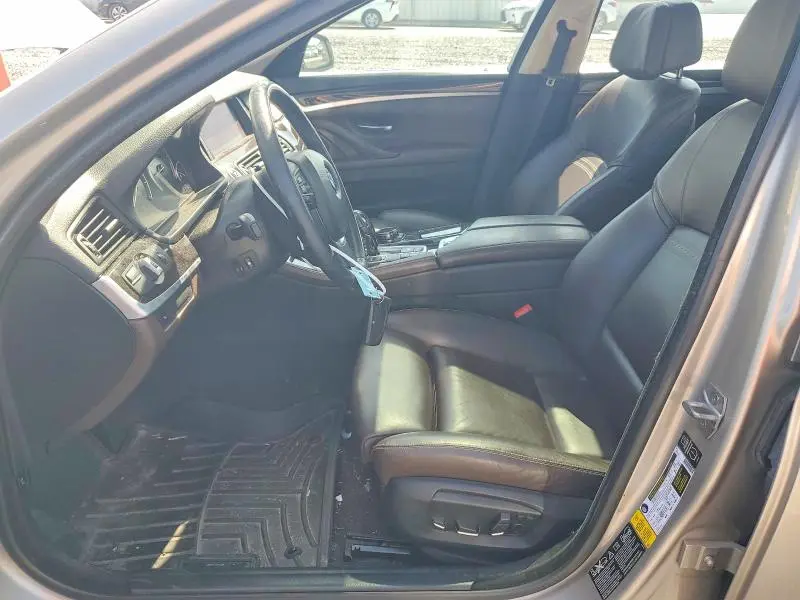 2015 BMW 528 XI  