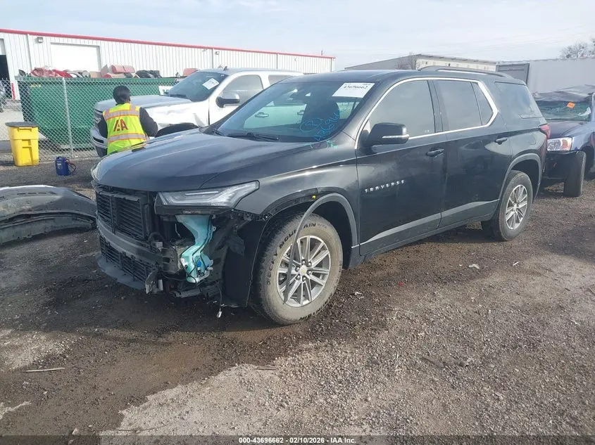 2023 CHEVROLET TRAVERSE FWD LT CLOTH