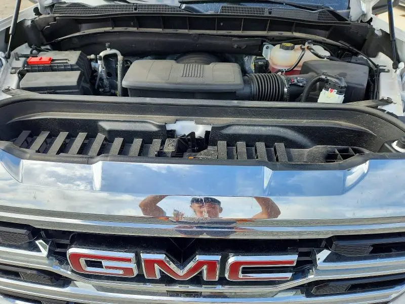 2023 GMC SIERRA K1500 SLT  