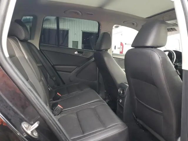 2016 VOLKSWAGEN TIGUAN S  