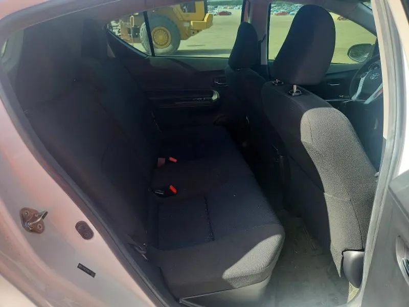 2016 TOYOTA PRIUS C TWO  