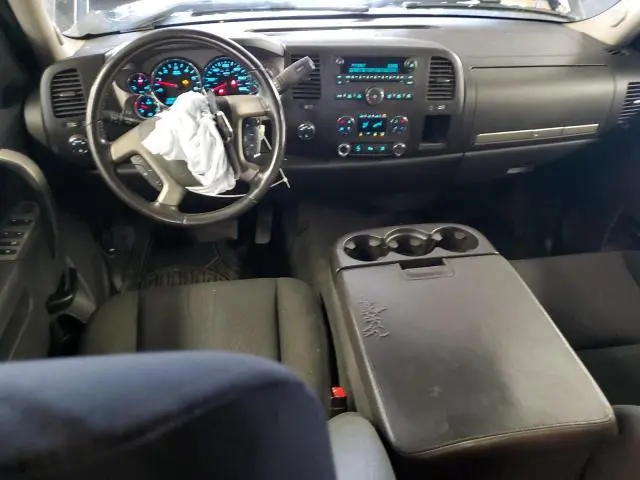2011 CHEVROLET SILVERADO K1500 LT  