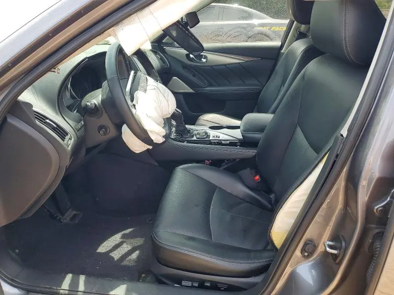 2022 INFINITI Q50 LUXE  