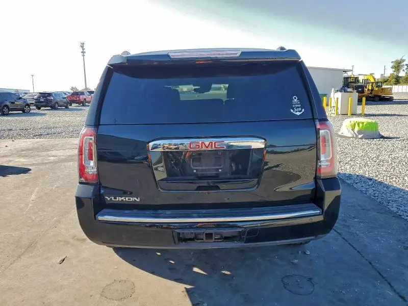 2016 GMC YUKON DENALI  