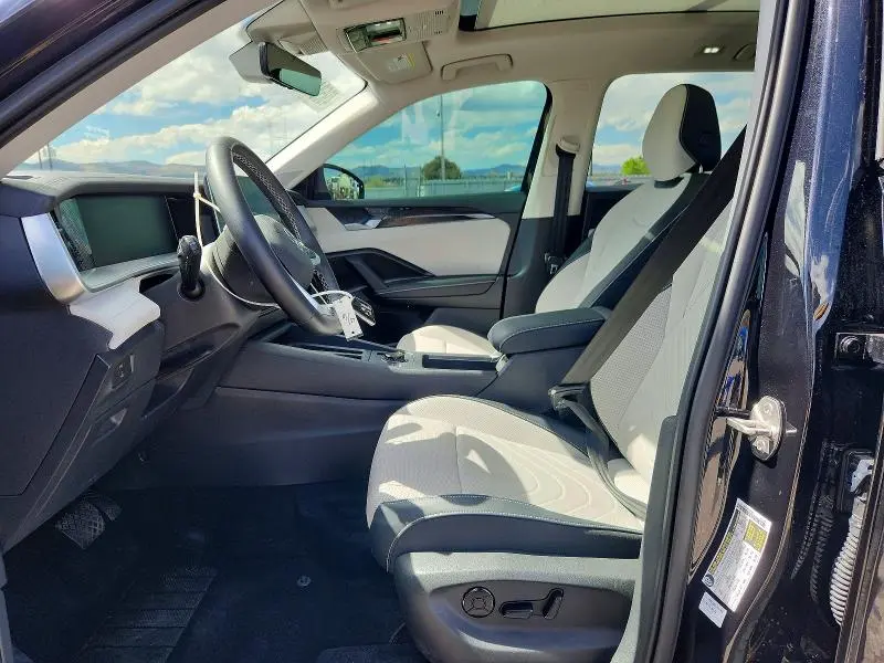2025 VOLKSWAGEN TIGUAN SE  