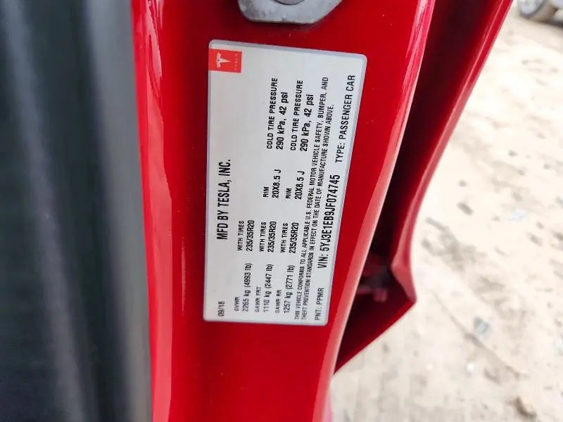 2018 TESLA MODEL 3   