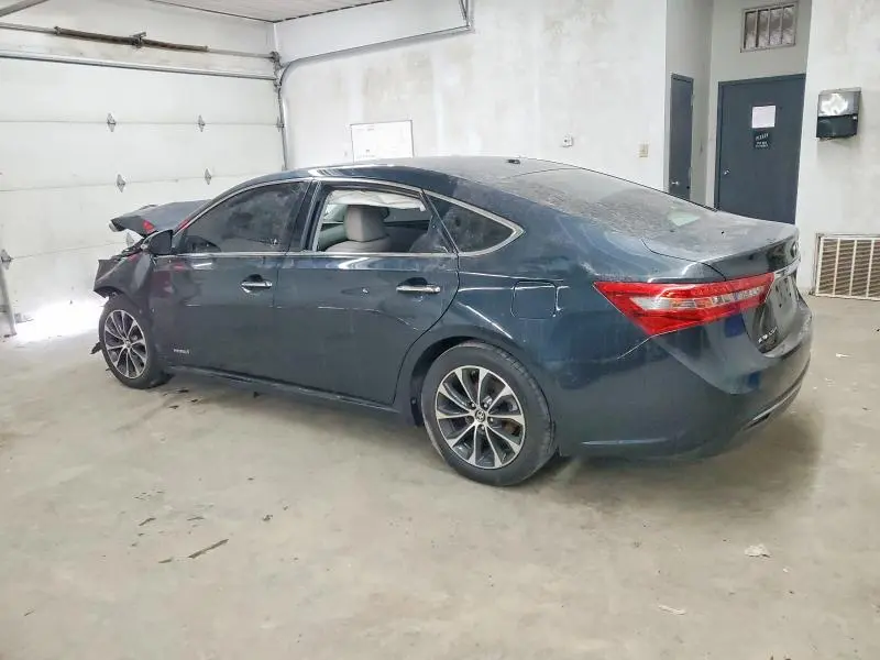 2018 TOYOTA AVALON   