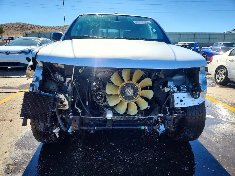 2014 NISSAN FRONTIER SV  