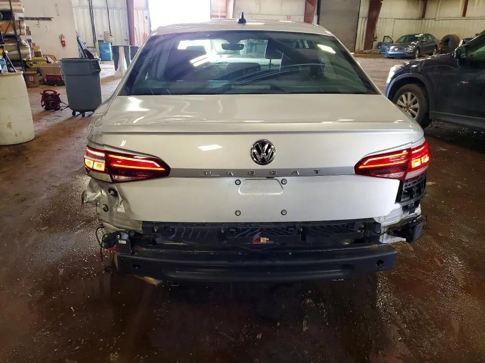 2021 VOLKSWAGEN PASSAT SE  