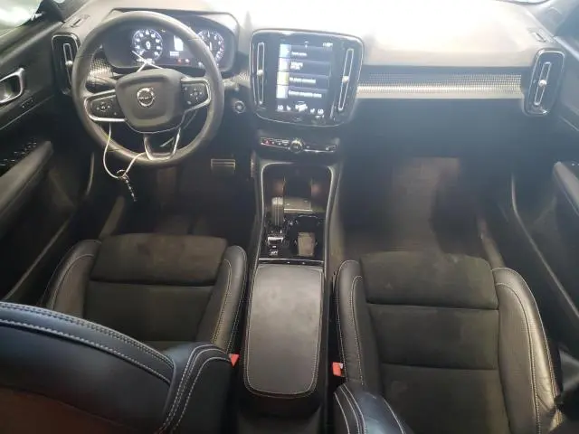 2021 VOLVO XC40 T5 R-DESIGN  