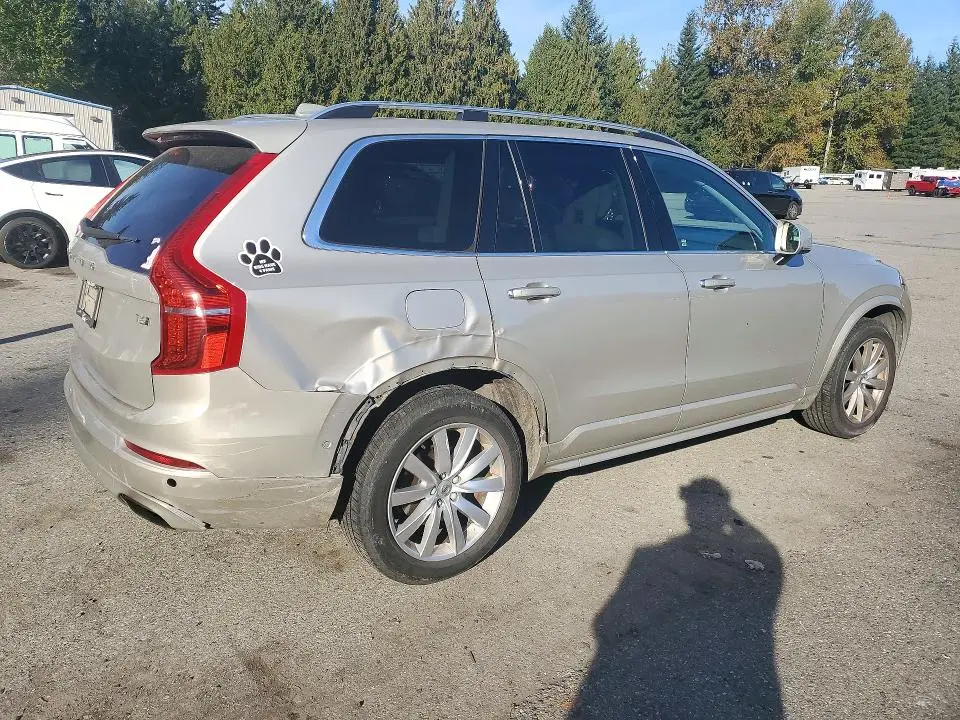 2016 VOLVO XC90 T6  