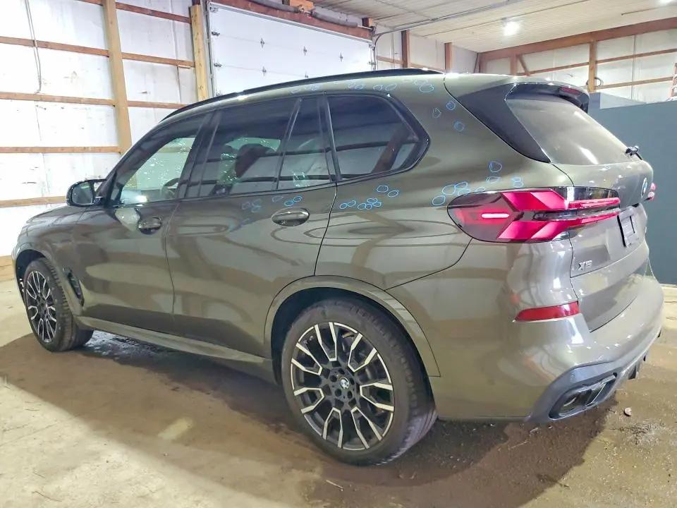 2025 BMW X5 M60I  