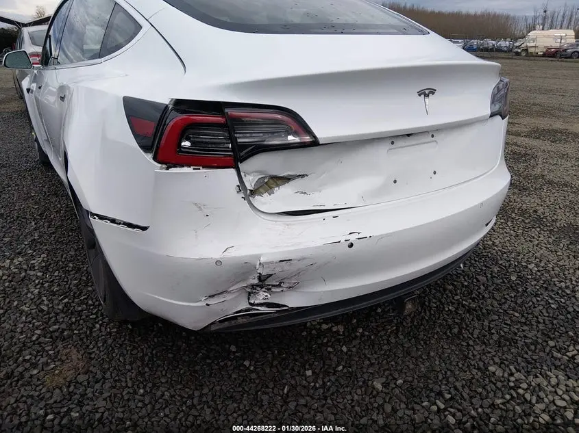 2018 TESLA MODEL 3 LONG RANGE/MID RANGE