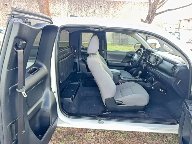 2021 TOYT TACOMA ACC WHITE