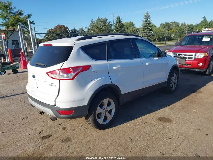 2016 FORD ESCAPE SE