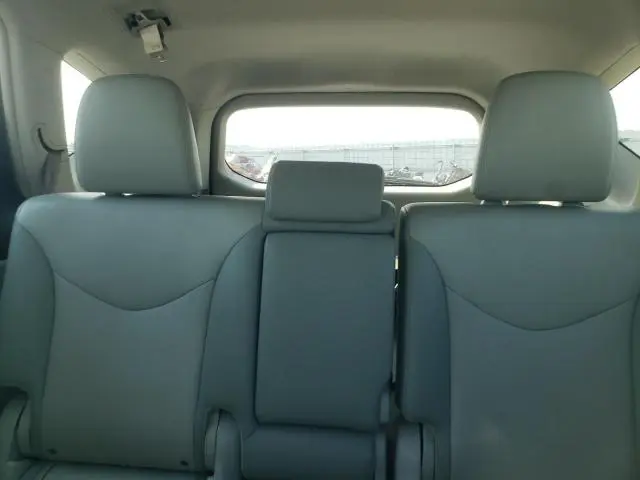 2013 TOYOTA PRIUS V   