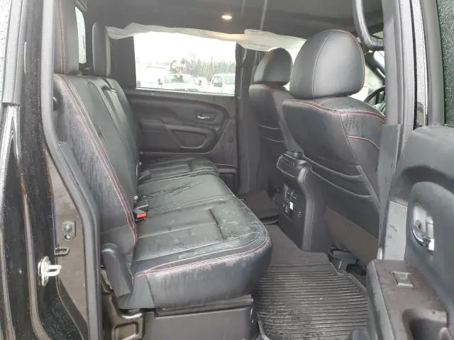 2020 NISSAN TITAN SV  