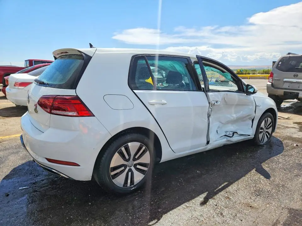 2019 VOLKSWAGEN E-GOLF SE  