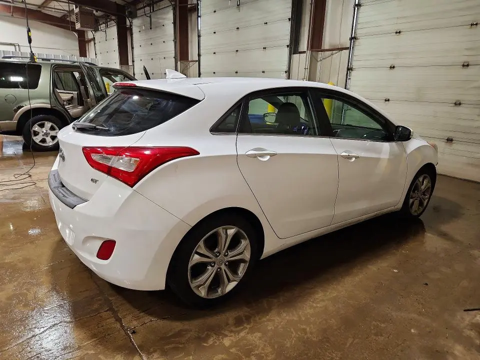 2014 HYUNDAI ELANTRA GT BASE  