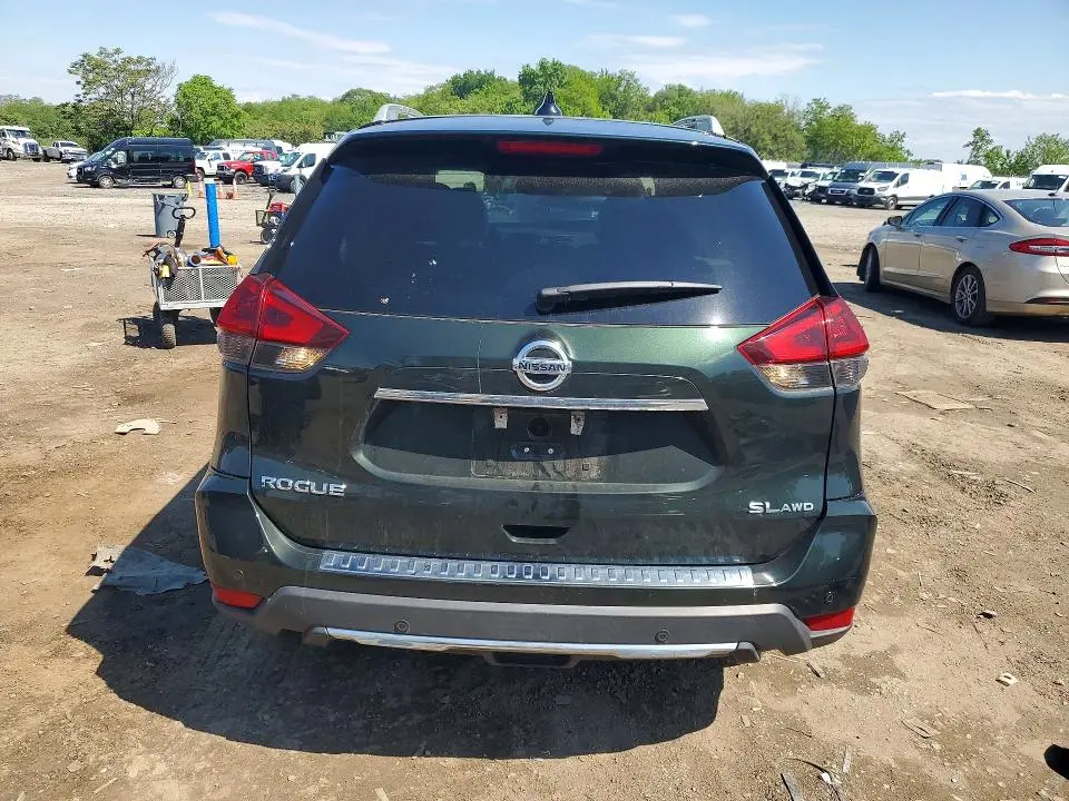 2019 NISSAN ROGUE SL  