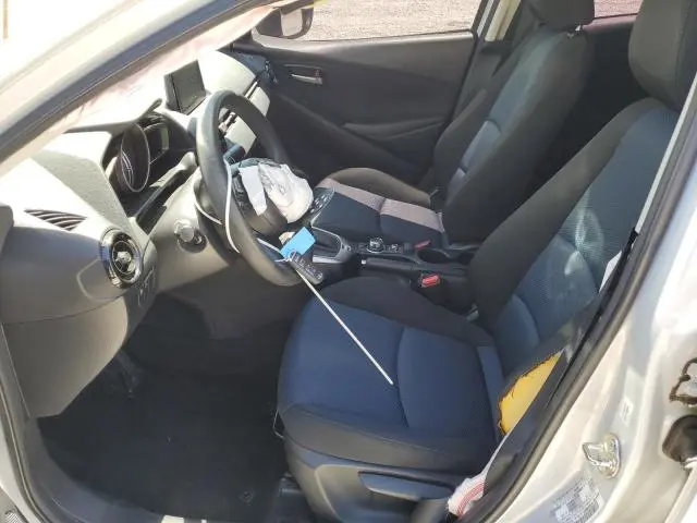 2019 TOYOTA YARIS L  