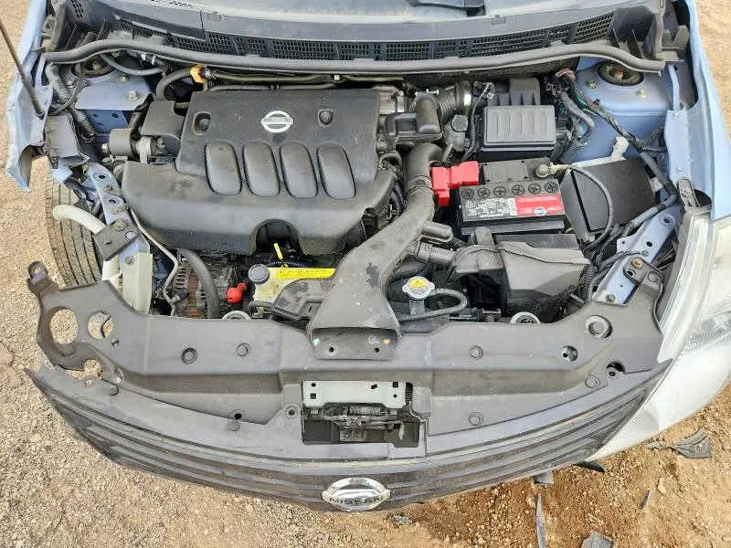 2011 NISSAN VERSA 1.8 S  