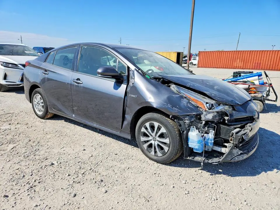 2020 TOYOTA PRIUS LE AWD-E  