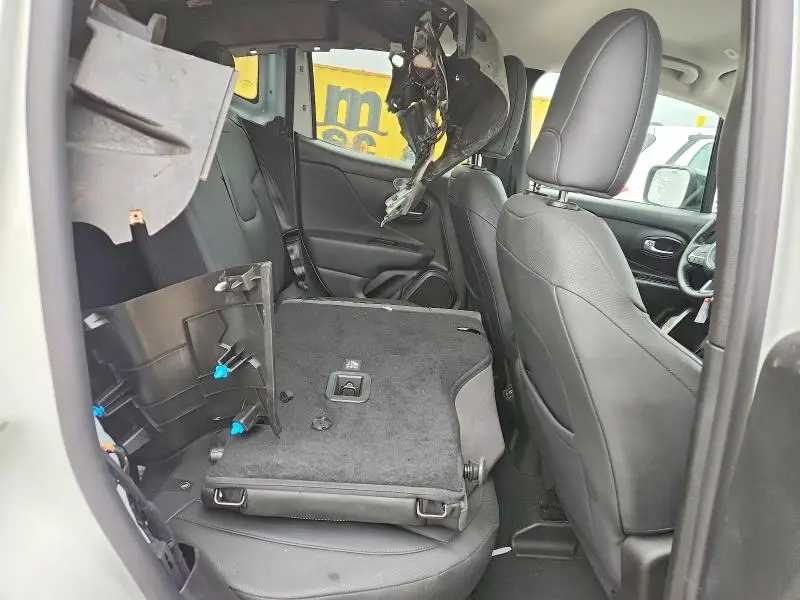 2023 JEEP RENEGADE LIMITED  