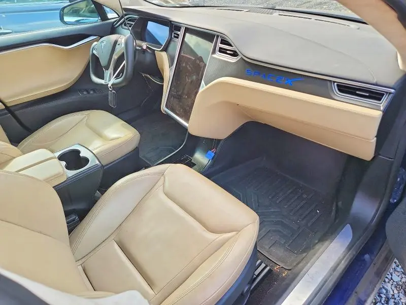 2015 TESLA MODEL S   