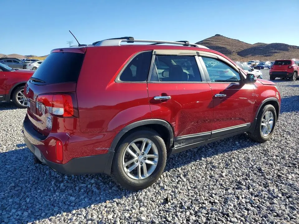 2014 KIA SORENTO LX  