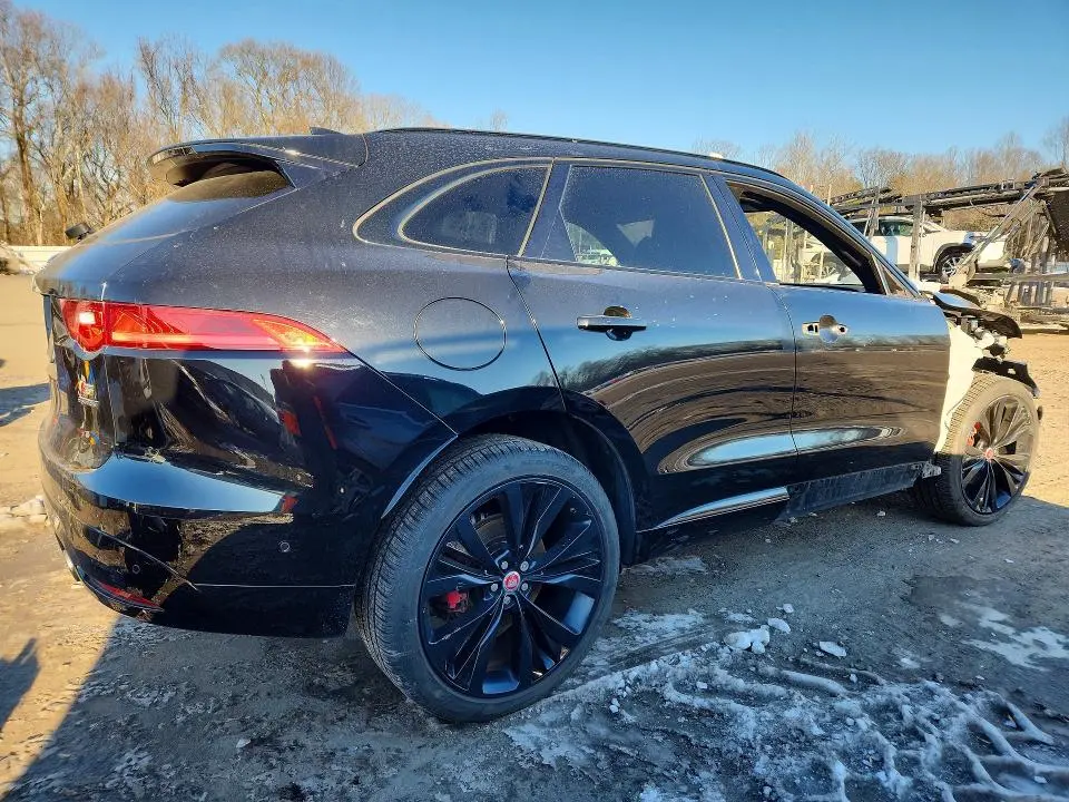 2019 JAGUAR F-PACE S  