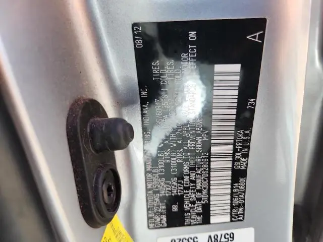 2013 TOYOTA SIENNA XLE  