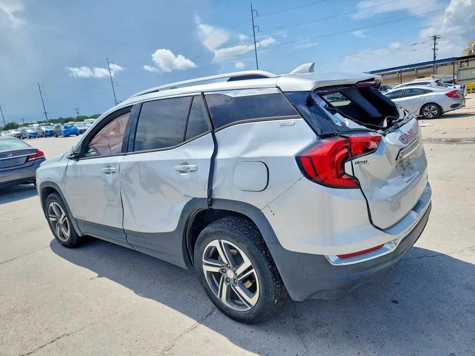 2020 GMC TERRAIN SLT  