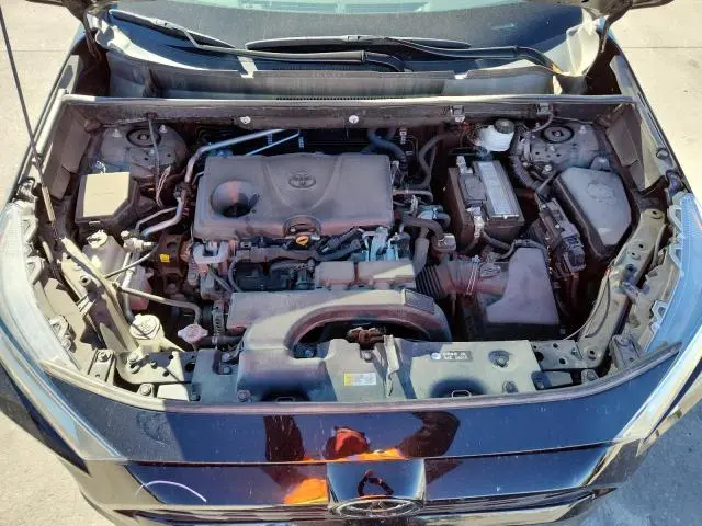 2019 TOYOTA RAV4 XLE  