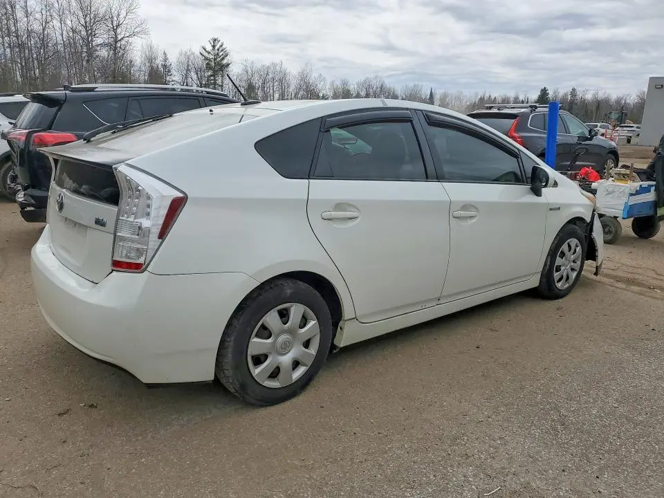 2010 TOYOTA PRIUS I  