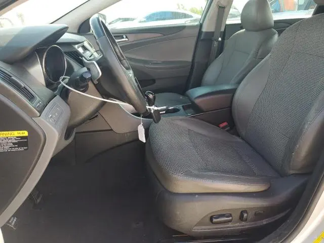 2012 HYUNDAI SONATA SE  