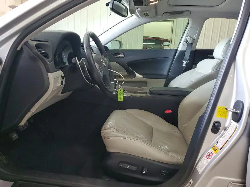 2011 LEXUS IS 250  