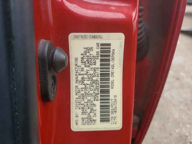 2013 TOYOTA COROLLA S  