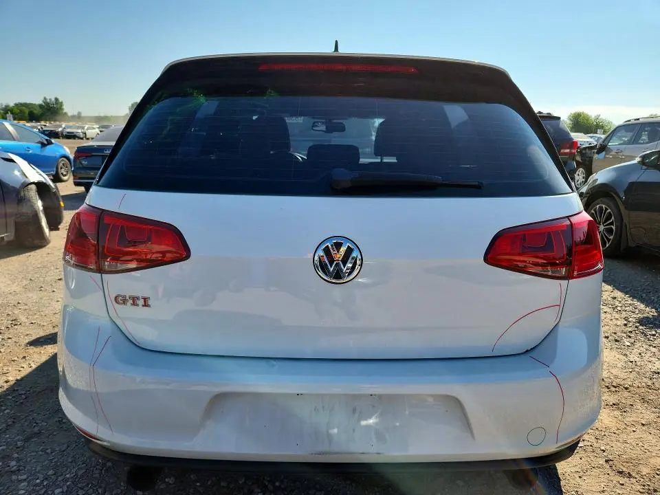 2015 VOLKSWAGEN GTI   