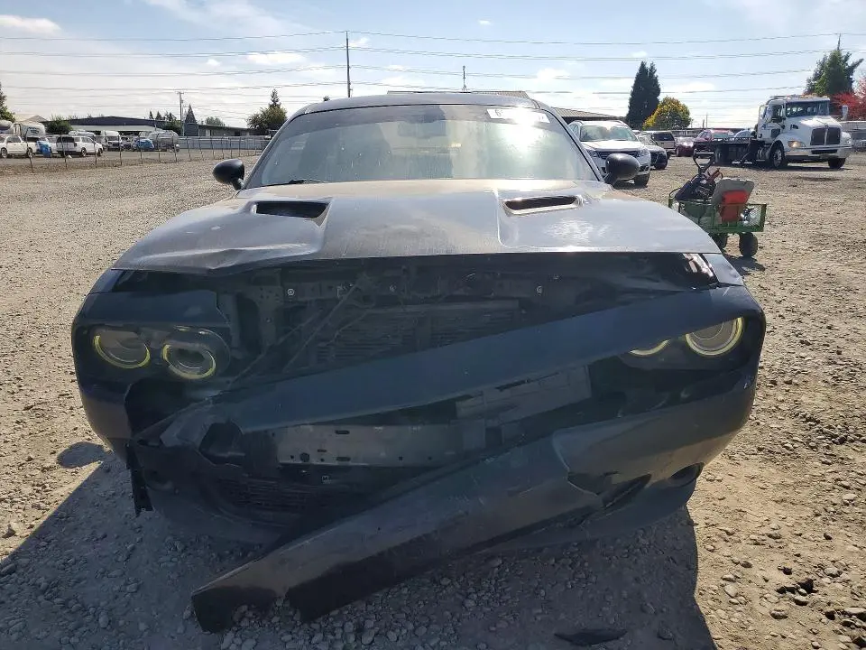 2015 DODGE CHALLENGER SXT  