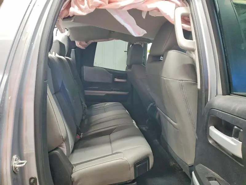 2018 TOYOTA TUNDRA DOUBLE CAB LIMITED  