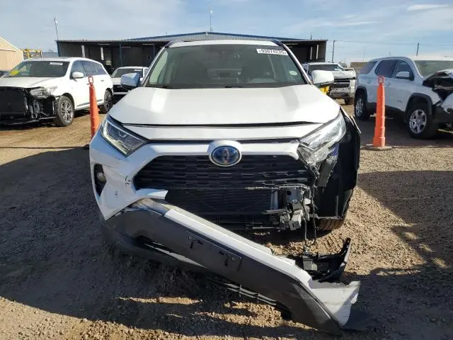 2020 TOYOTA RAV4 XLE  