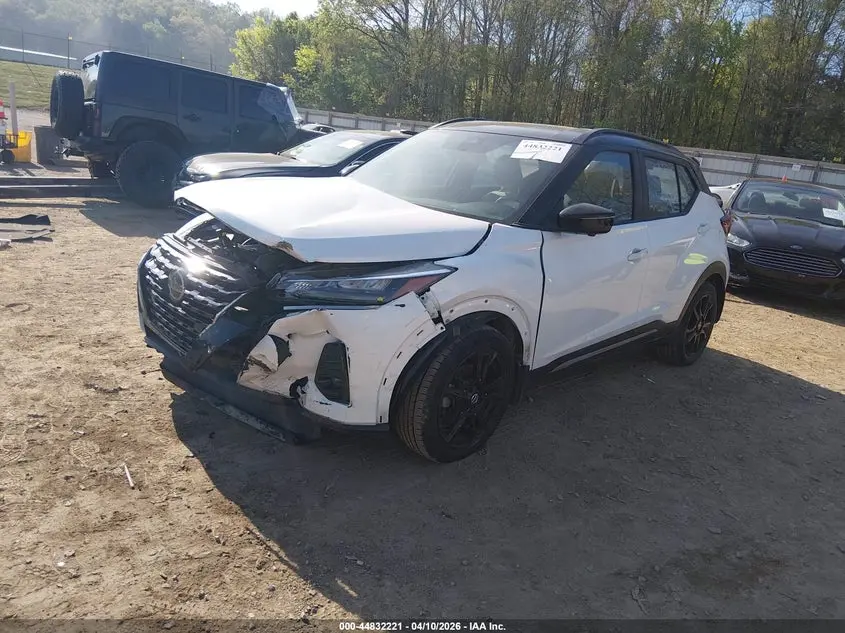 2021 NISSAN KICKS SR XTRONIC CVT