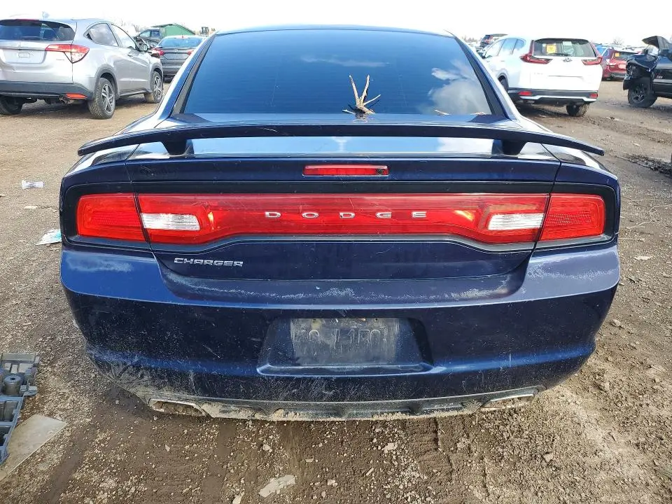 2013 DODGE CHARGER SE  