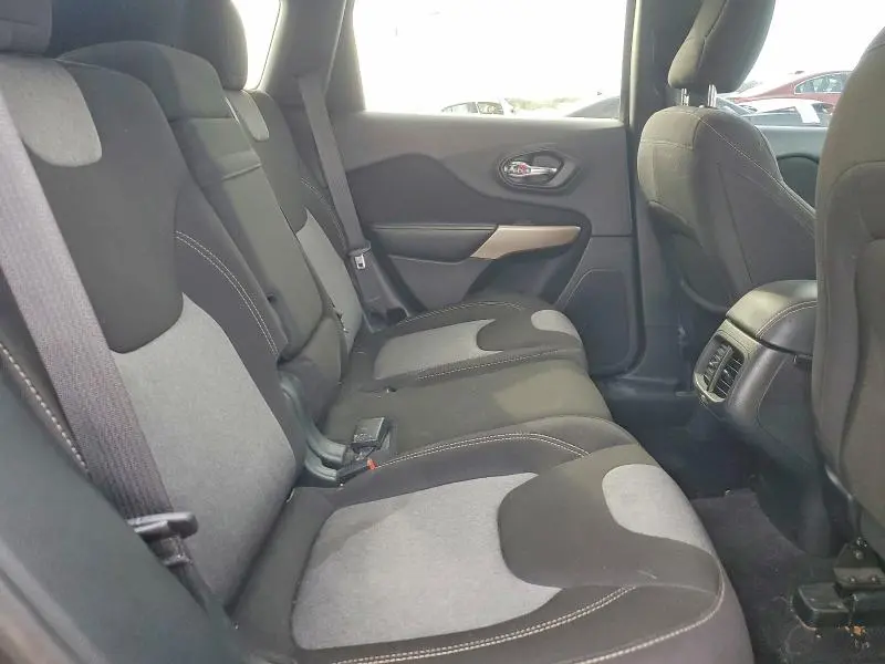2017 JEEP CHEROKEE SPORT  