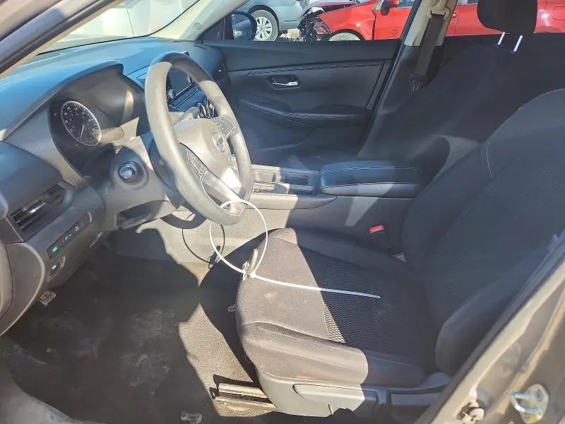 2022 NISSAN SENTRA S  