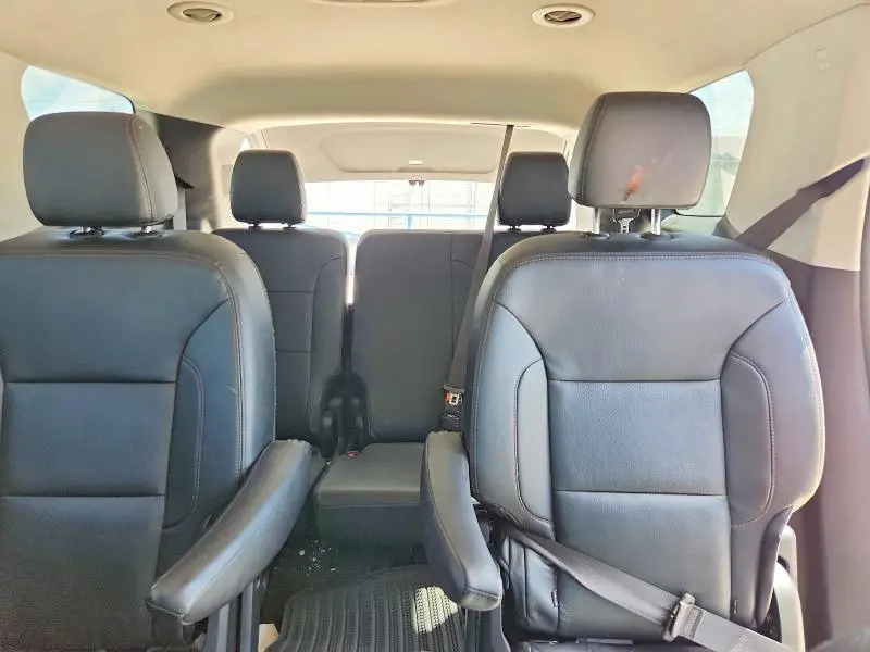 2020 CHEVROLET TRAVERSE LT  