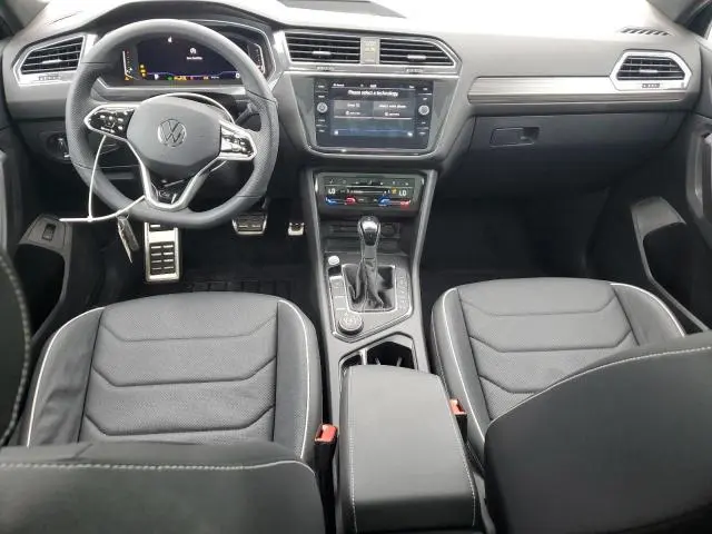 2024 VOLKSWAGEN TIGUAN SEL R-LINE BLACK  