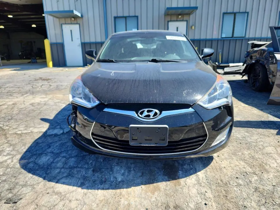 2017 HYUNDAI VELOSTER VALUE EDITION  